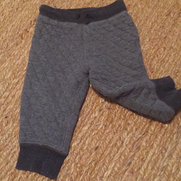 Bundle of boys pants and shirt - Picture 6 of 6
